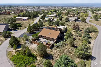 450 Live Oak Lane NE, Albuquerque, NM 87122 