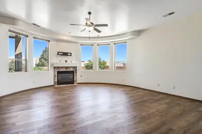 5320 Sacate Avenue NW, Albuquerque, NM 87120 