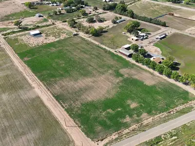 B1A Camino Torres, Belen, NM 87002 