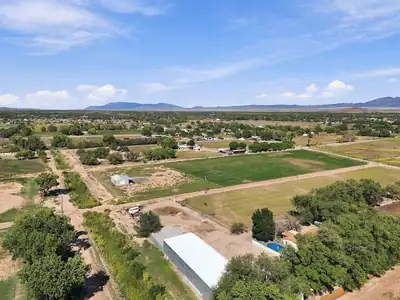 B1A Camino Torres, Belen, NM 87002 