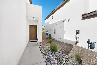 8715 Arkansas Road NW, Albuquerque, NM 87120 