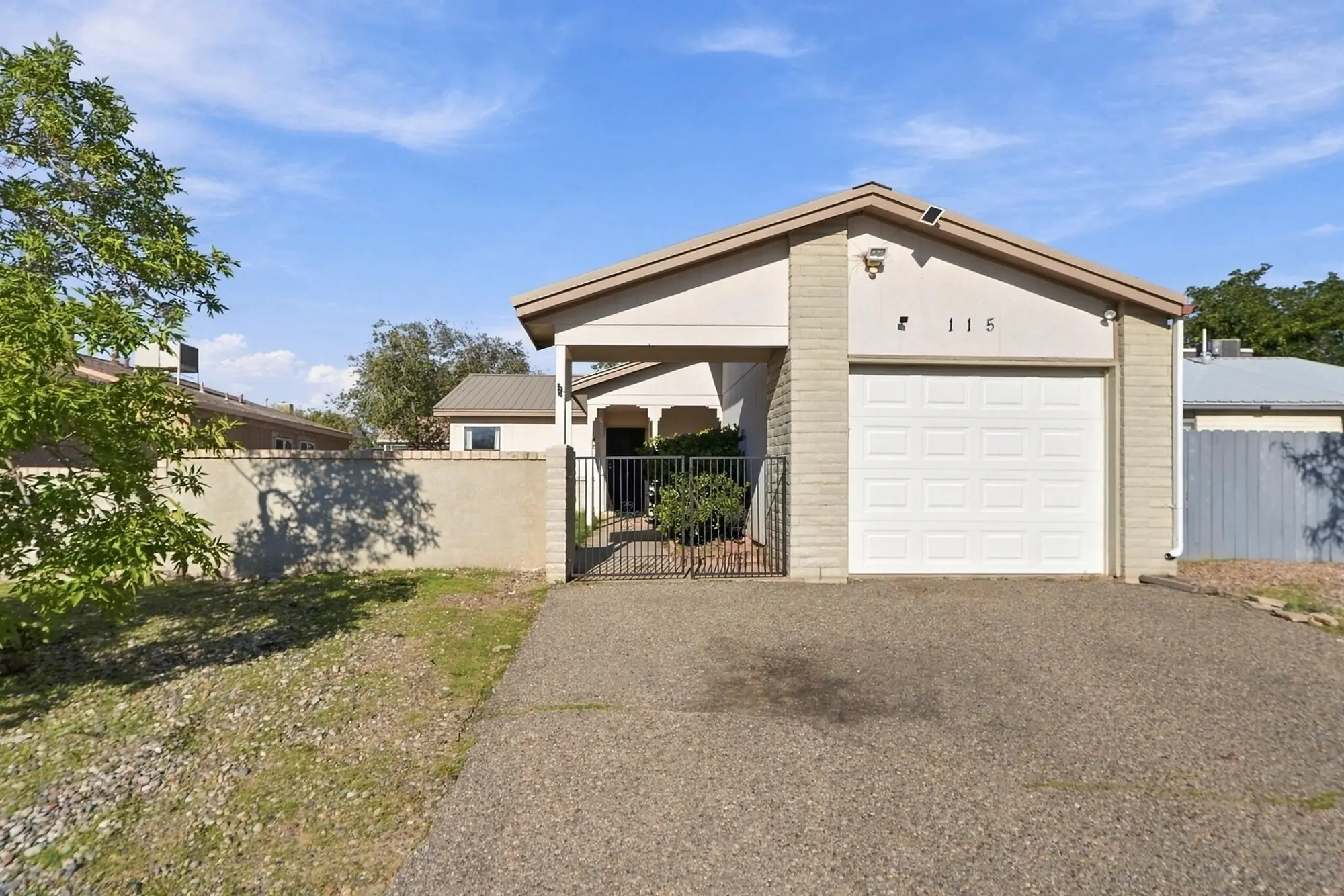 115 Pearl Drive NE, Rio Rancho, NM 87124