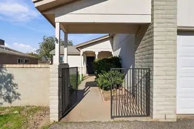 115 Pearl Drive NE, Rio Rancho, NM 87124 