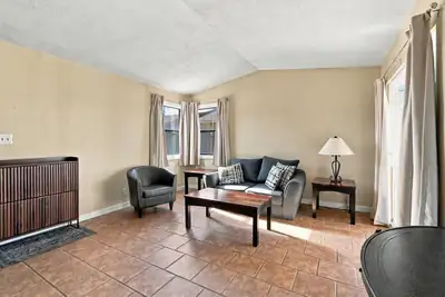115 Pearl Drive NE, Rio Rancho, NM 87124 