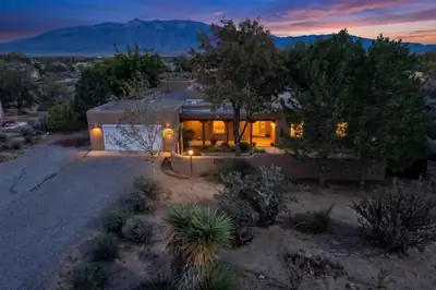 150 Silva Court, Corrales