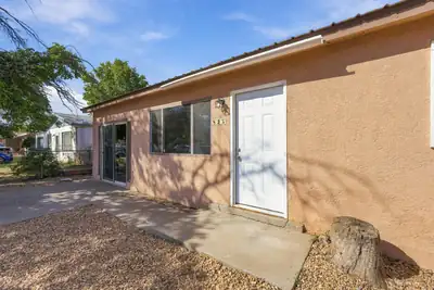 825 59th Street NW, Albuquerque, NM 87105 