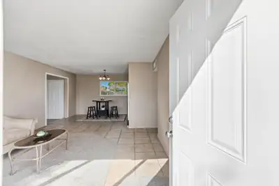 825 59th Street NW, Albuquerque, NM 87105 