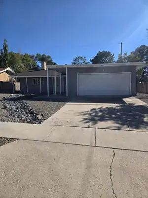 9020 Princess Jeanne Avenue NE, Albuquerque, NM 87112 