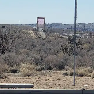 1813 King Boulevard NE 